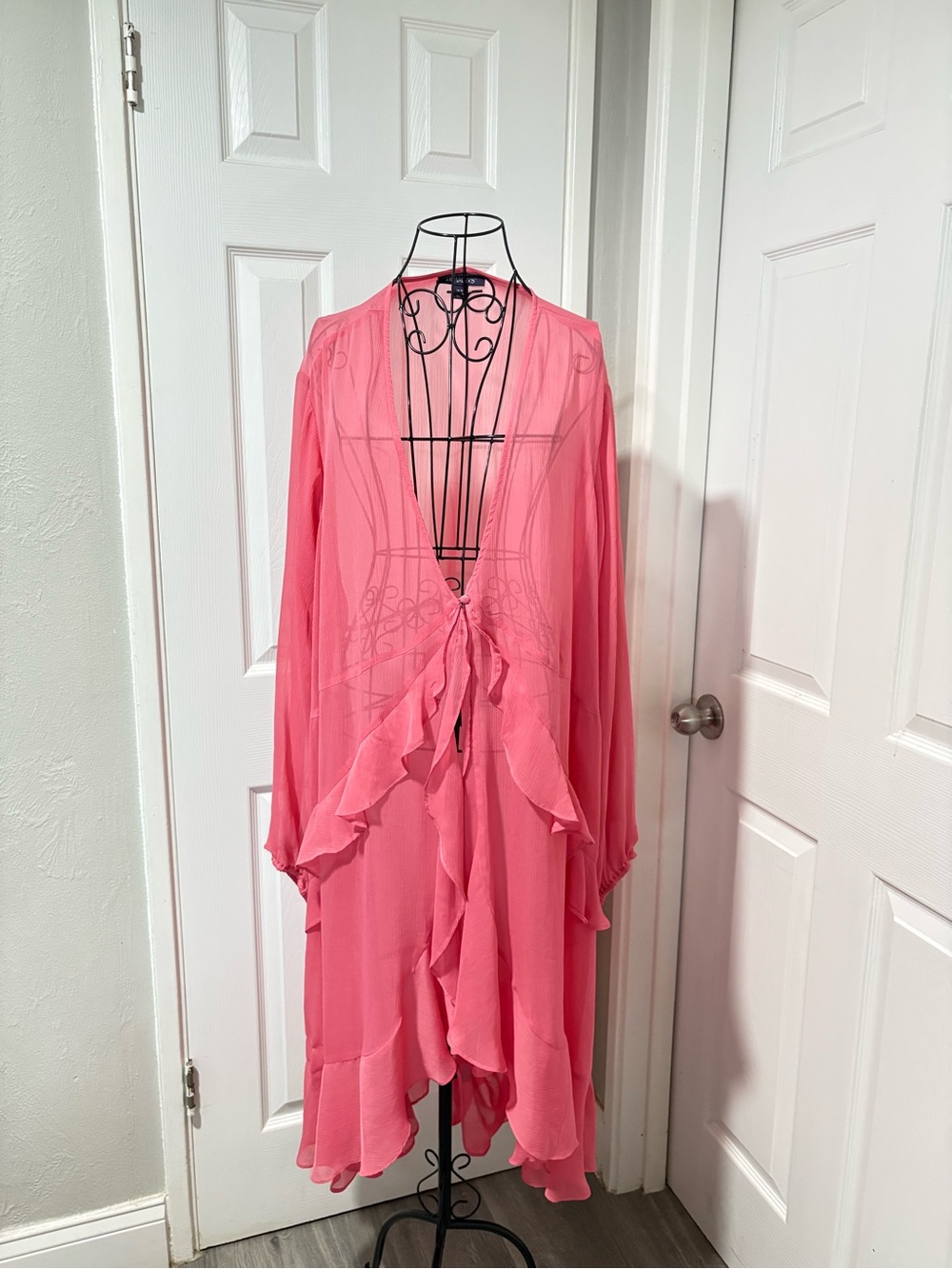 NWOT Roaman’s Plus Size Long Sheer Ruffle Kimono Duster in Salmon Pink - Sz 28W